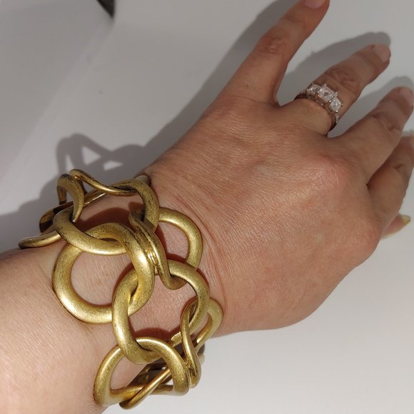 Stella & Dot RARE, Highly Sought After Brushed Gold Necklace & Bracelet - Sample - Picture 3 of 3